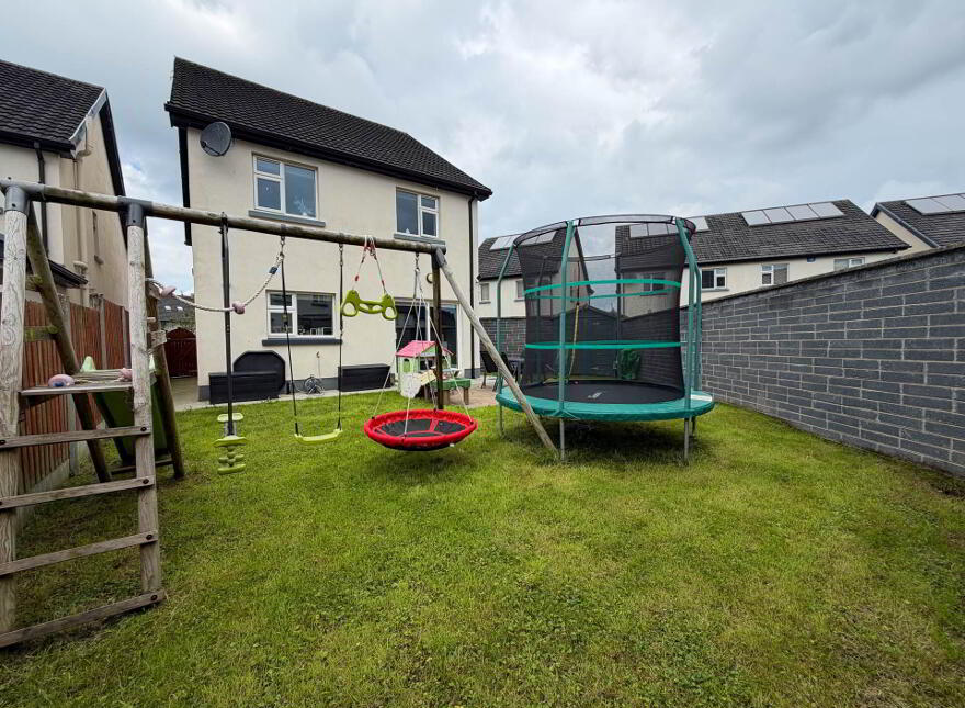 9 The Crescent, Ros Mor, Crossagalla, Limerick, V9465N3