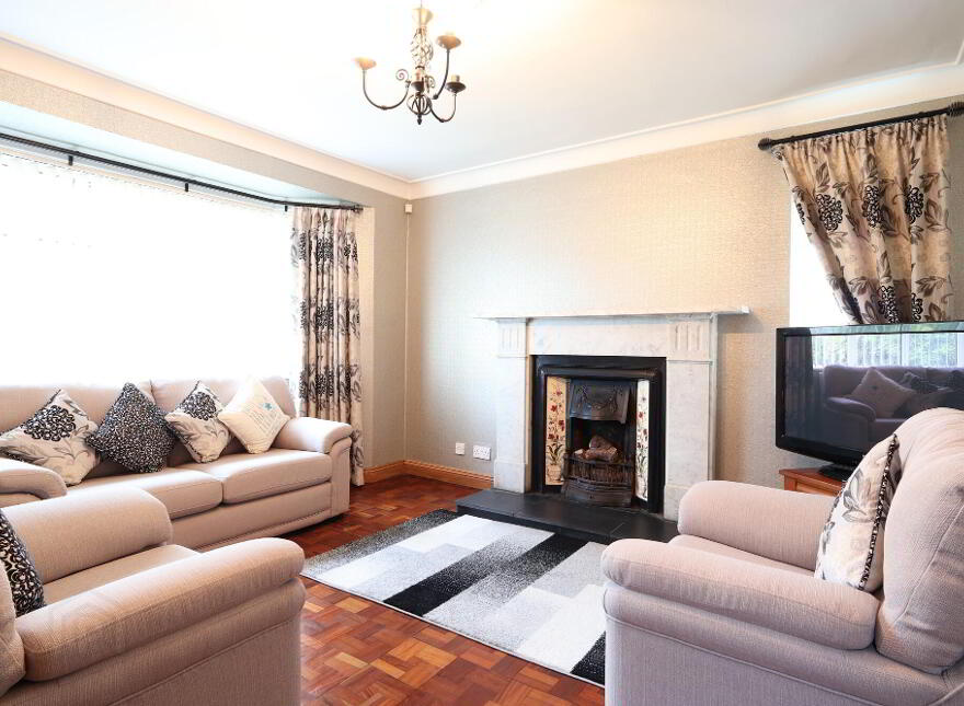 9 Dunmore Crescent, Cookstown, BT80 8EJ