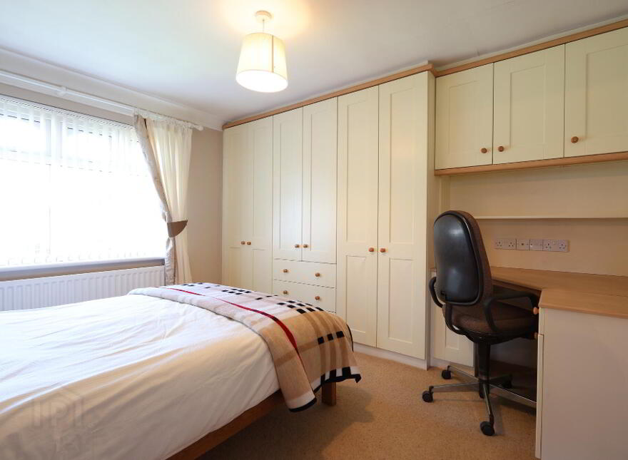 9 Dunmore Crescent, Cookstown, BT80 8EJ