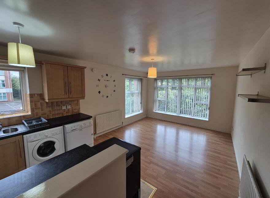 2B Musgrave Manor, Belfast, BT9 7GG