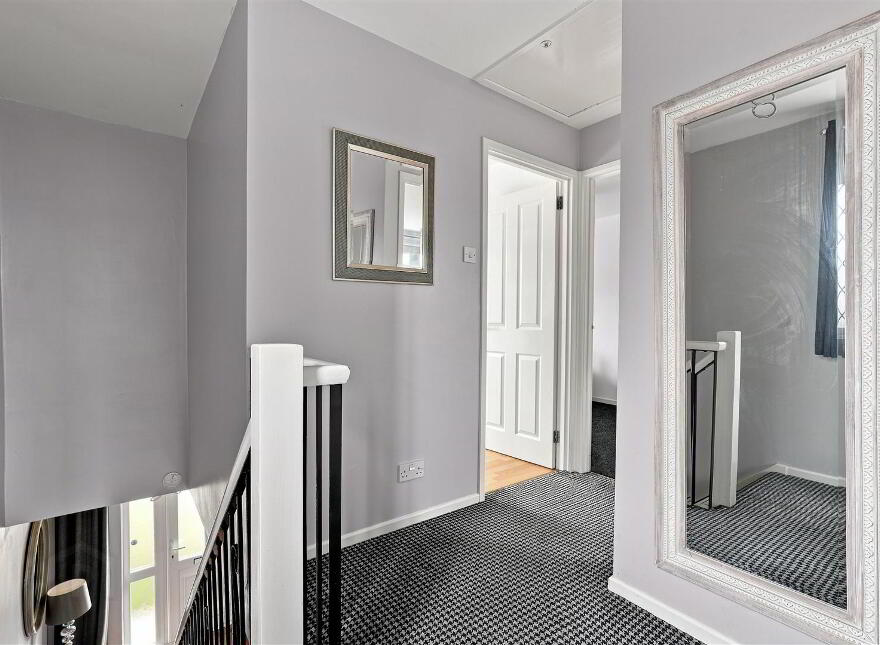 52 Alveston Park, Carryduff, Belfast, BT8 8RP