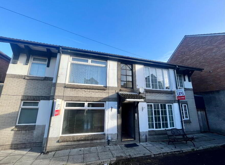 1, 37 Brookvale Court, Brookvale Street, Belfast, BT14 6BZ photo