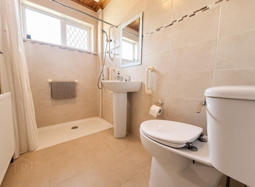 3 Cloghcor Crescent, Lisbellaw, BT94 5BQ