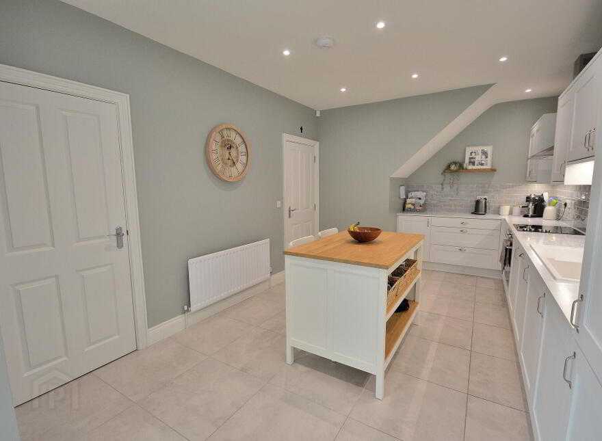 5 Helens Wood Crescent, Bangor, BT19 1FE