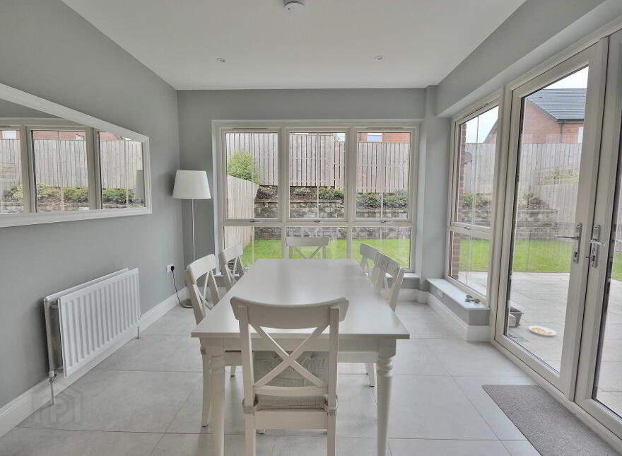 5 Helens Wood Crescent, Bangor, BT19 1FE