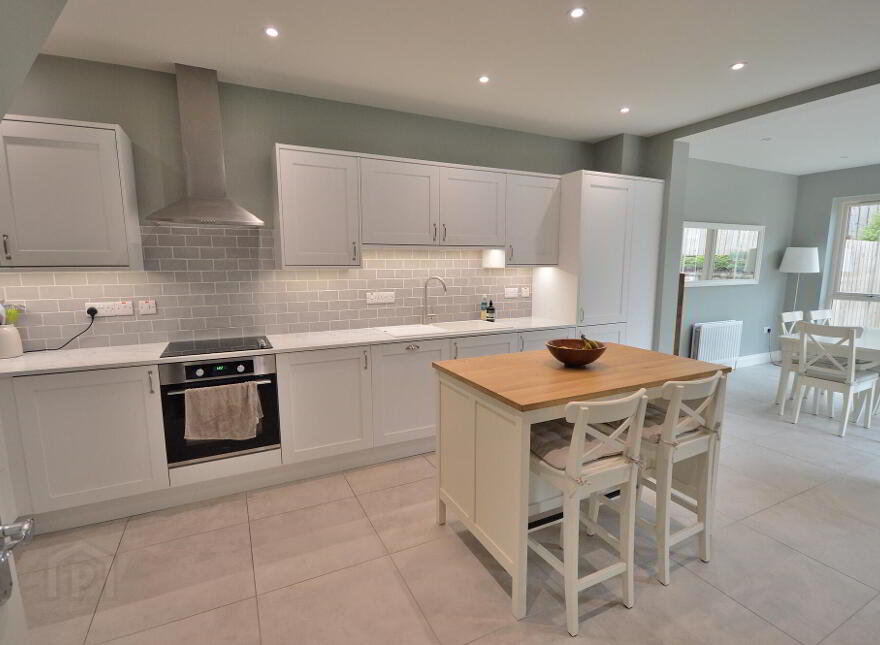 5 Helens Wood Crescent, Bangor, BT19 1FE