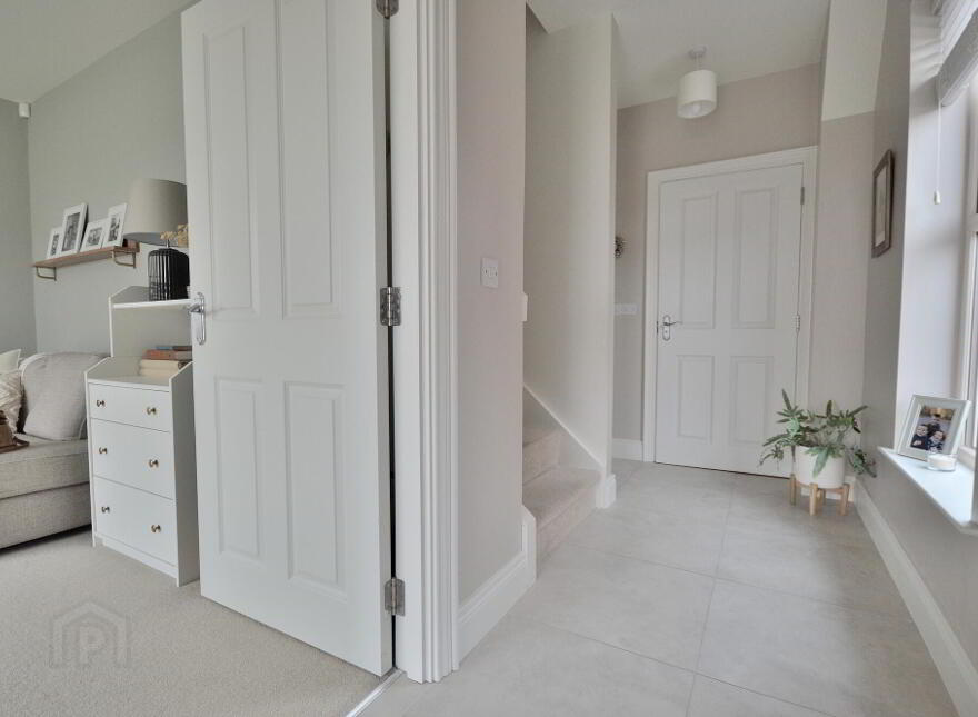 5 Helens Wood Crescent, Bangor, BT19 1FE