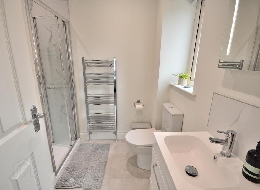 5 Helens Wood Crescent, Bangor, BT19 1FE