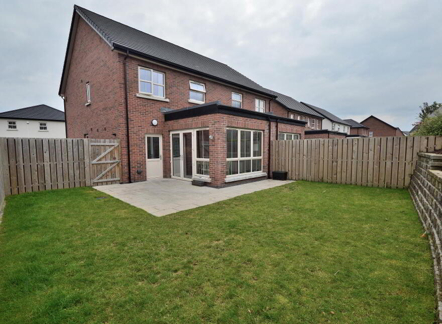 5 Helens Wood Crescent, Bangor, BT19 1FE