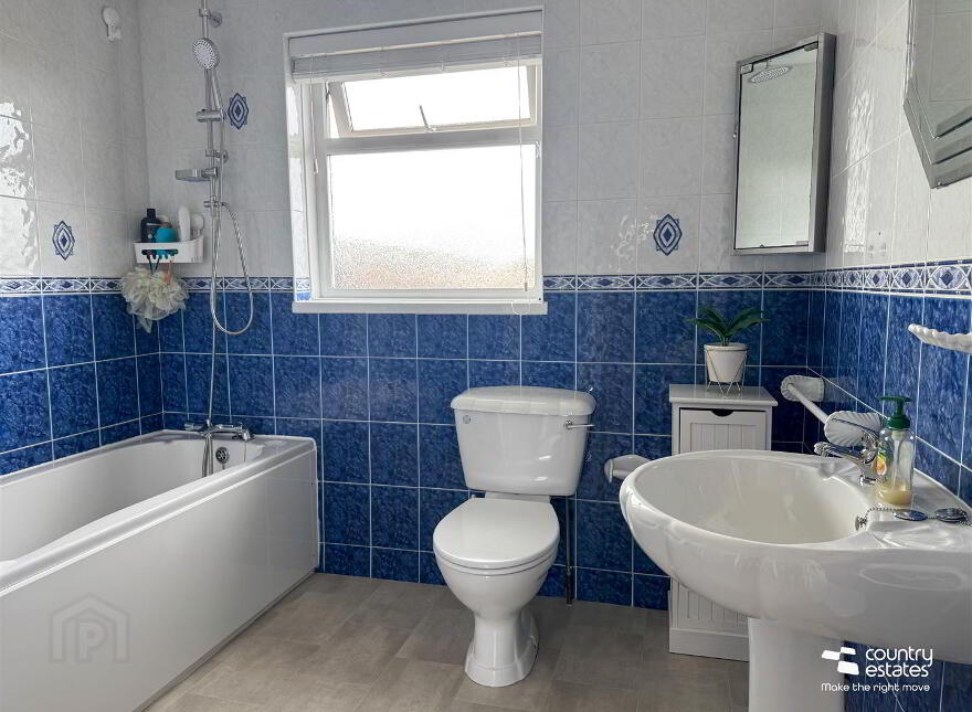 18 Castle Manor, Ballynure, Ballyclare, BT39 9GW