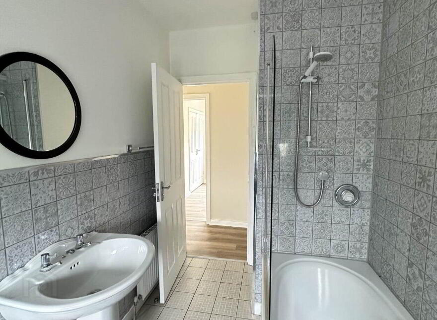 98 Dernawilt Road, Roslea, Enniskillen, BT92 7FT