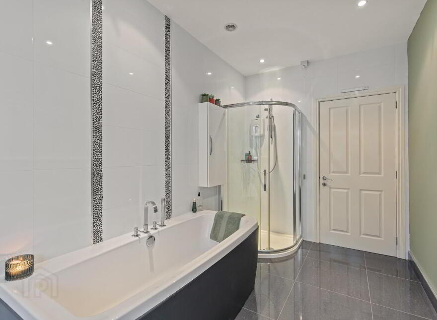 141 Movilla Road, Newtownards, BT23 8RJ