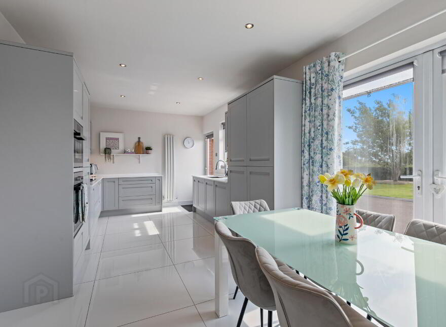 141 Movilla Road, Newtownards, BT23 8RJ
