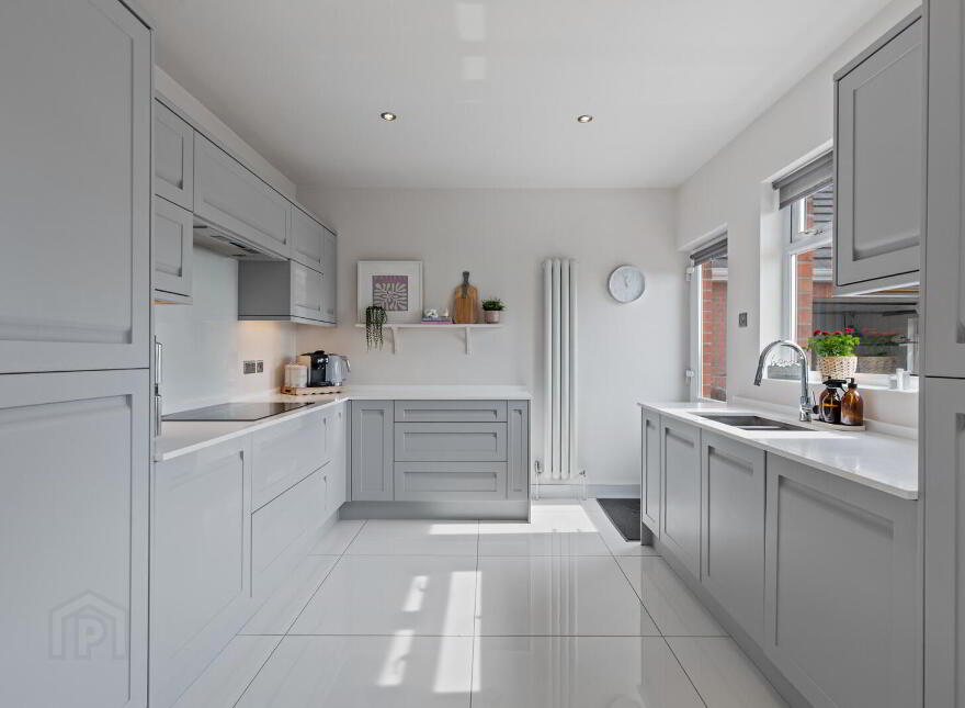 141 Movilla Road, Newtownards, BT23 8RJ