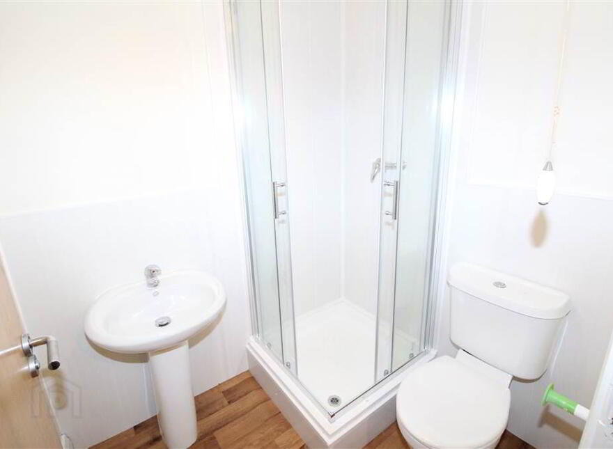 Apt 5 30, Chatsworth Street, Belfast, BT5 4QQ