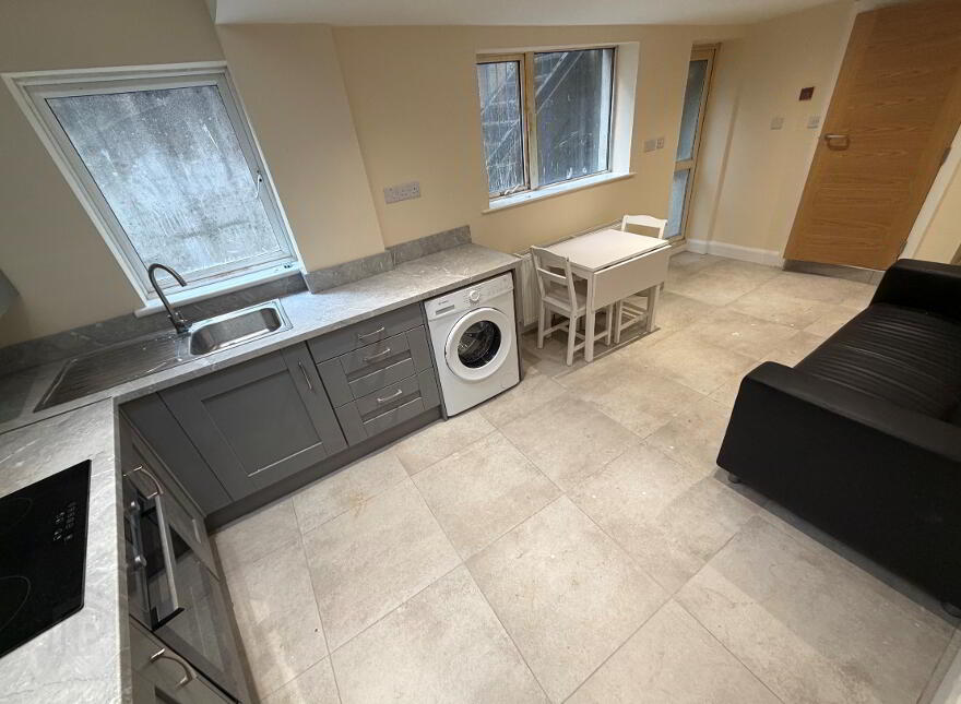Flat 1, 51 Magdala Street, Belfast, BT7 1PU