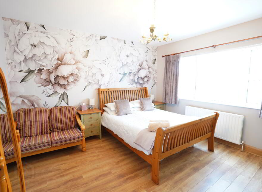 13 The Woodlands, Warrenpoint, BT34 3WL