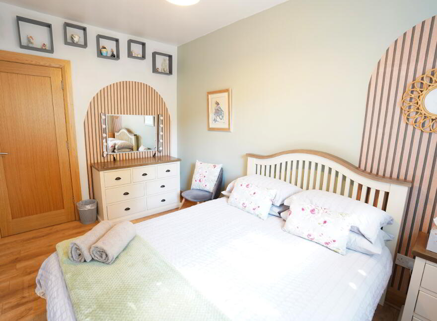 13 The Woodlands, Warrenpoint, BT34 3WL