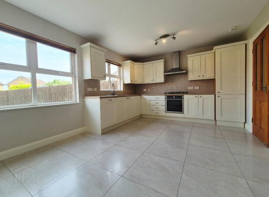 41 Coolnagard Grove, Omagh, BT78 1AW