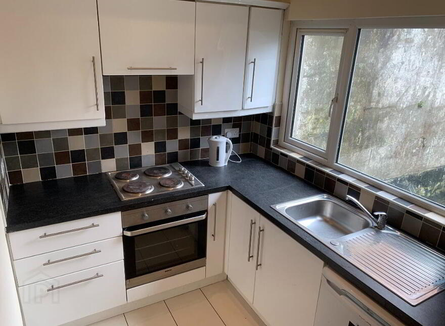 41 Donegal Avenue, Belfast, BT12 6LS