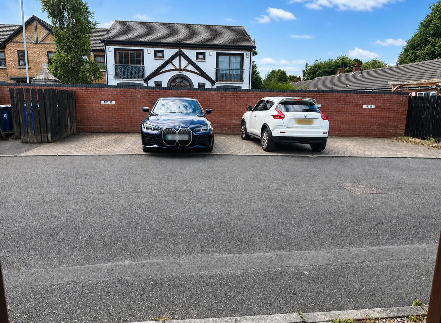 15 Inver Court, Belfast, BT4 1RS