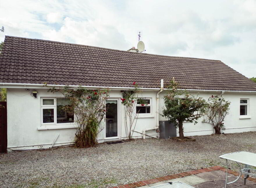 Glenview, Baltimore Road, Skibbereen, P81CX83