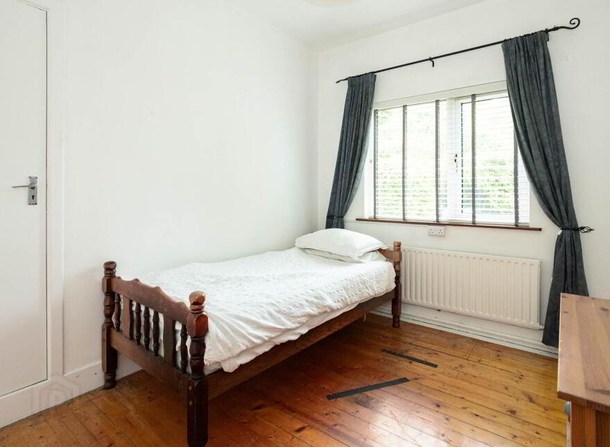 Glenview, Baltimore Road, Skibbereen, P81CX83