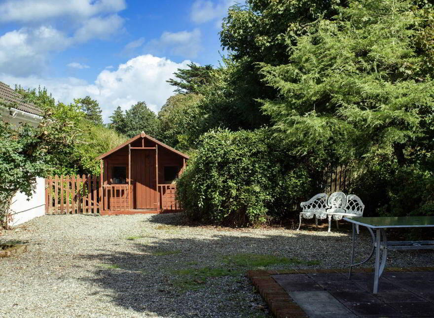 Glenview, Baltimore Road, Skibbereen, P81CX83