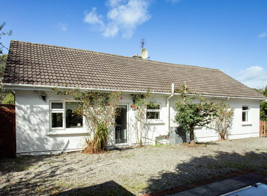 Glenview, Baltimore Road, Skibbereen, P81CX83