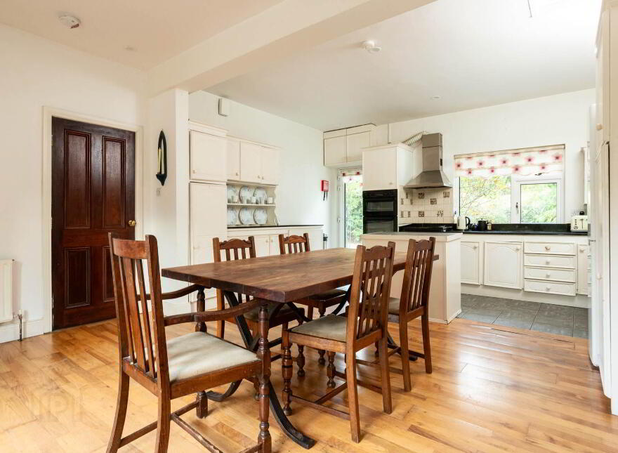 Glenview, Baltimore Road, Skibbereen, P81CX83