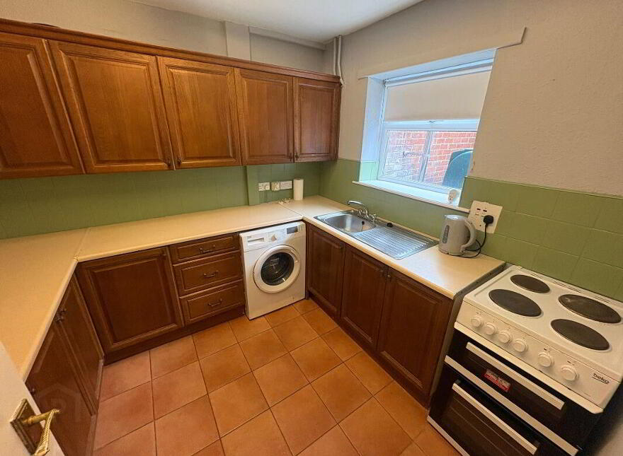 36 Whitehall Gardens, Belfast, BT7 3GW