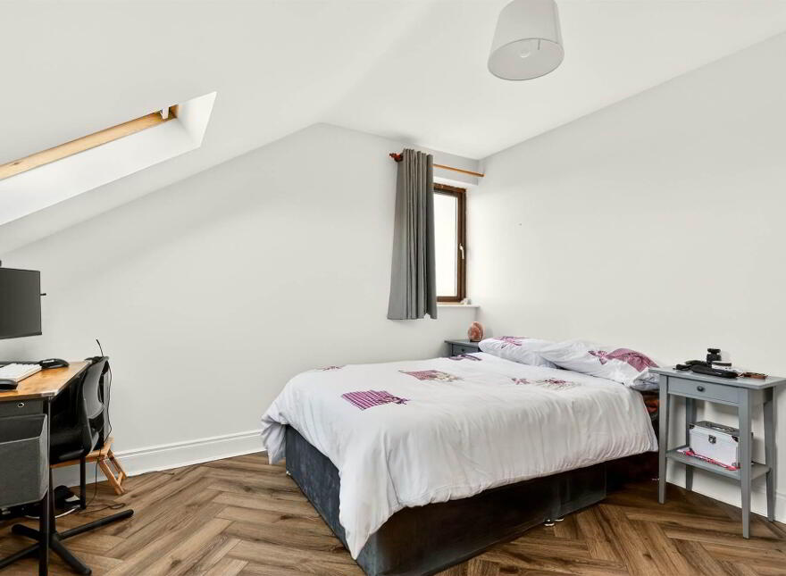 Apartment 8 1 Halfpenny Mews, Belfast, BT5 5GJ