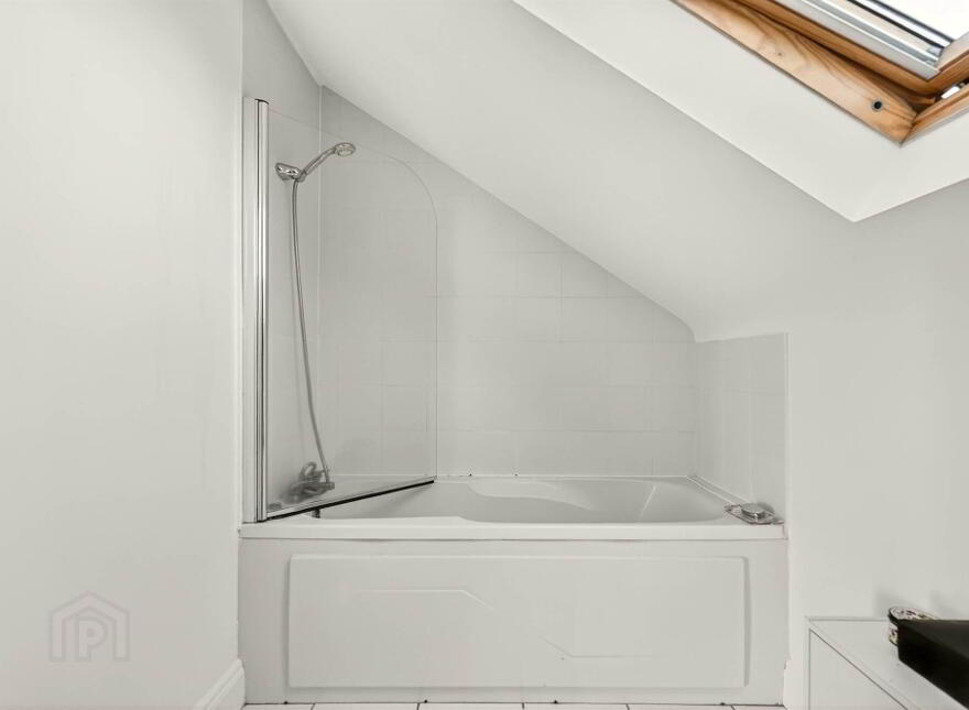 Apartment 8 1 Halfpenny Mews, Belfast, BT5 5GJ