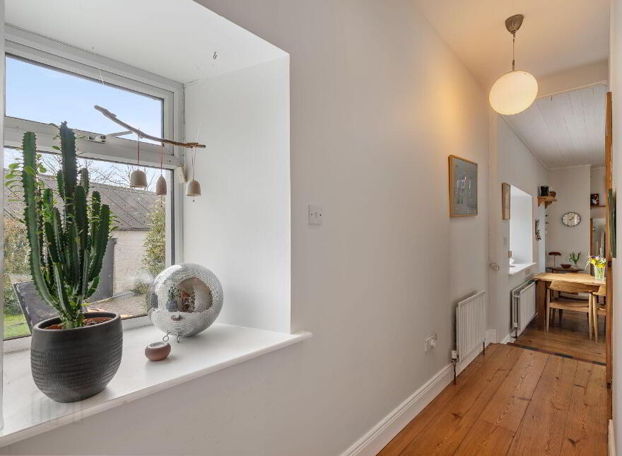 Moanroe, Garryvoe, Midleton, P25N627