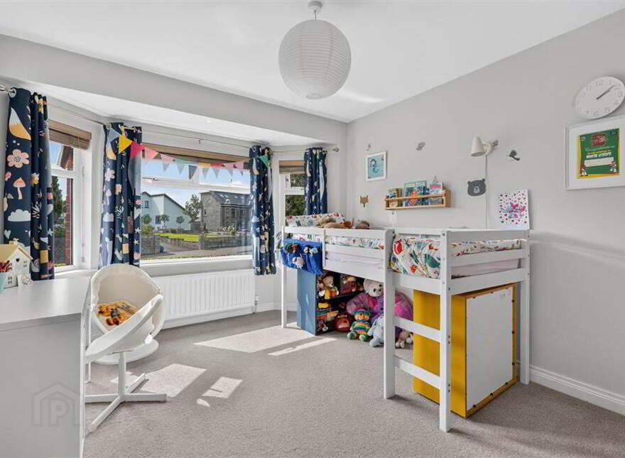 98 Antrim Road, Lisburn, BT28 3LX