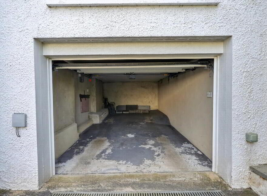 7 Upper Malone Road, Belfast, BT9 6TD