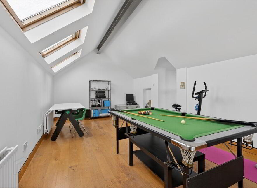 7 Upper Malone Road, Belfast, BT9 6TD