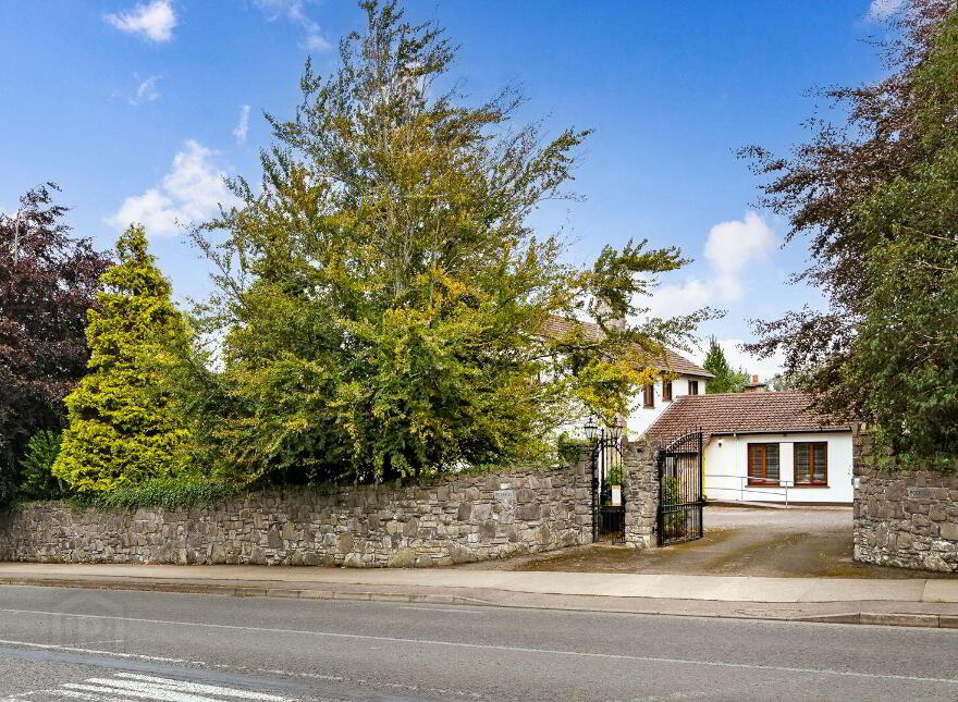 Rockfield, First Sea Road, Sligo, F91FP76
