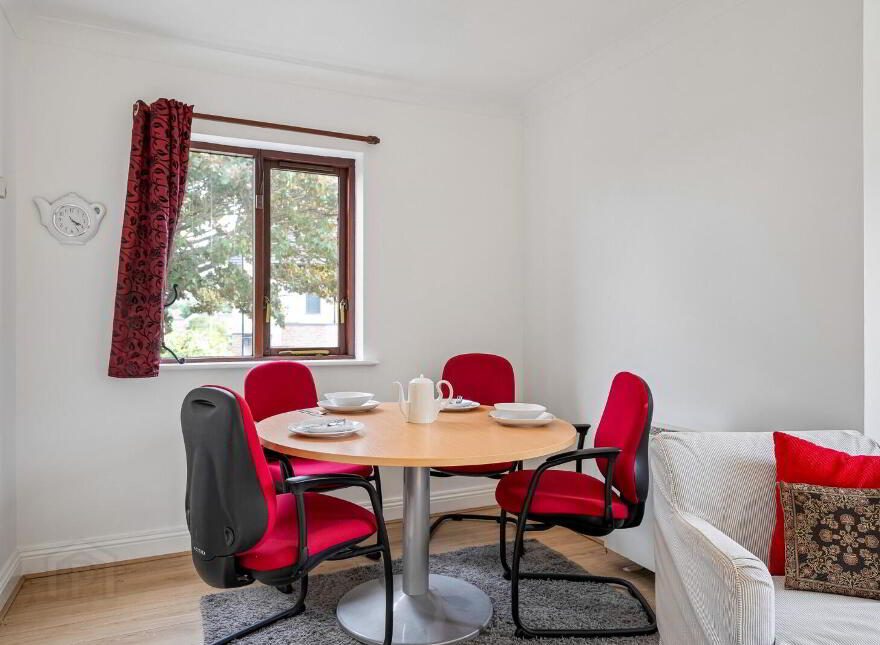 Apartment 28 Monkstown Square, Monkstown Avenue, Monkstown, A94E1AK