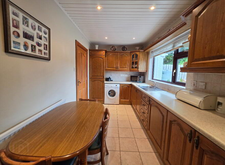 5 Eastermeade Gardens, (Off North Road), Ballymoney, BT53 6BD