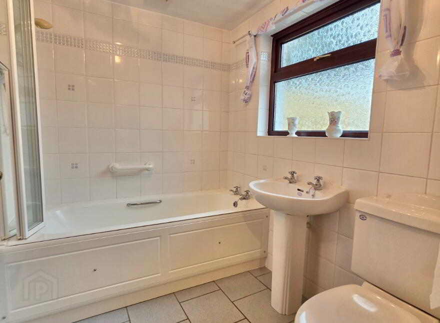 5 Eastermeade Gardens, (Off North Road), Ballymoney, BT53 6BD