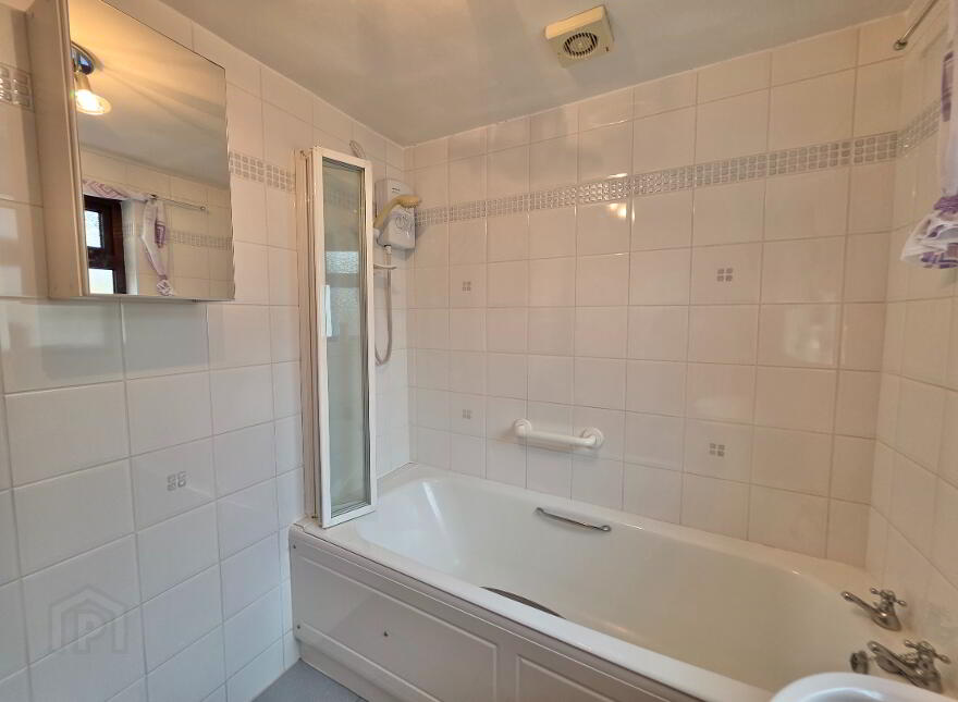 5 Eastermeade Gardens, (Off North Road), Ballymoney, BT53 6BD