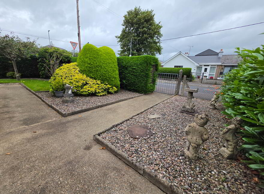 5 Eastermeade Gardens, (Off North Road), Ballymoney, BT53 6BD