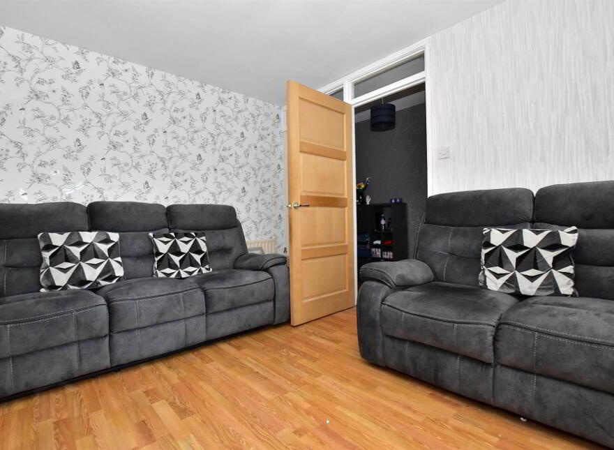 7 Abbot Park, Newtownards, BT23 8XP