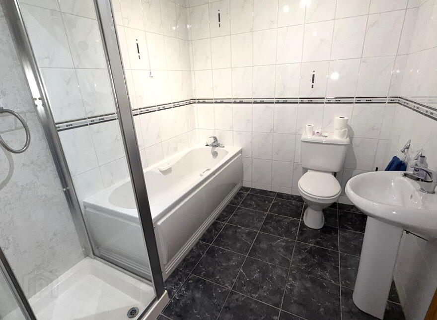 6 Whinsmoor Lodge, Broughshane, Ballymena, BT42 4JX