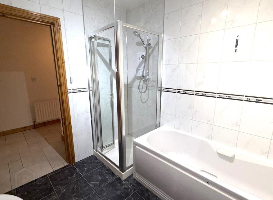 6 Whinsmoor Lodge, Broughshane, Ballymena, BT42 4JX