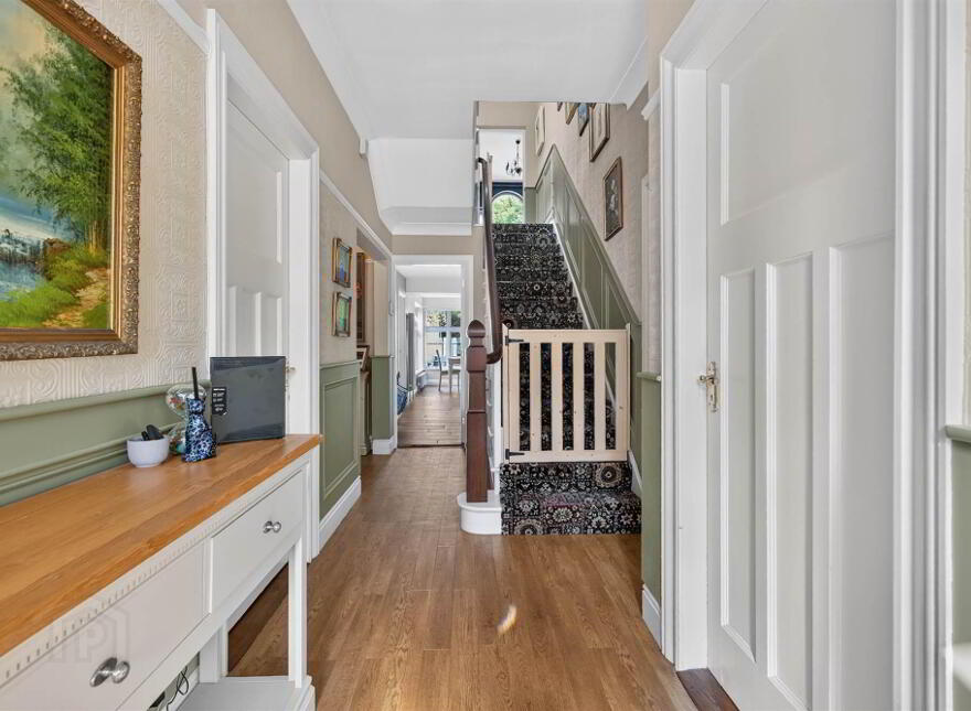 16 Stormont Park, Belfast, BT4 3GX
