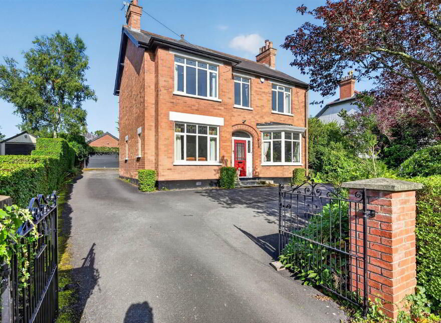 16 Stormont Park, Belfast, BT4 3GX