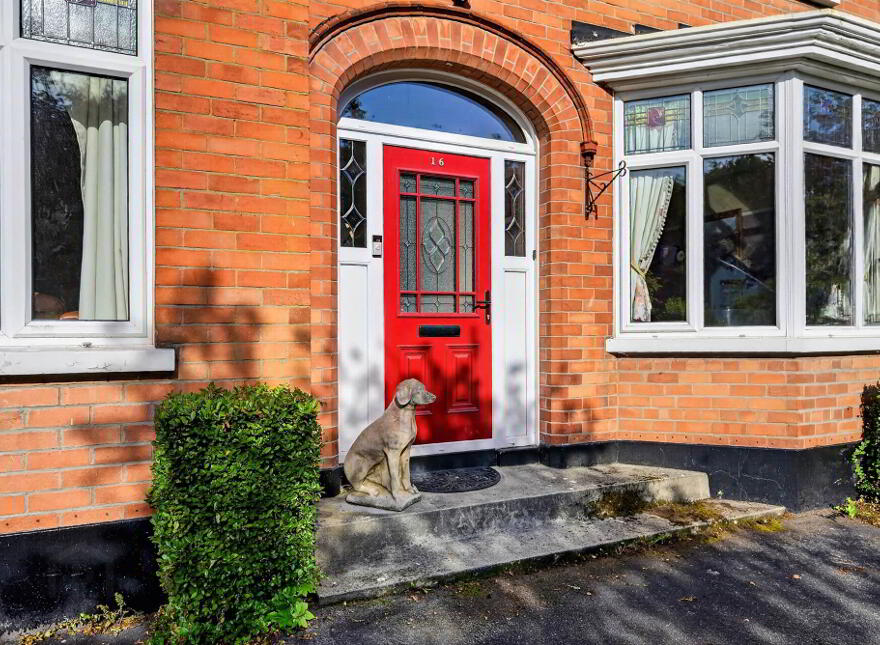 16 Stormont Park, Belfast, BT4 3GX