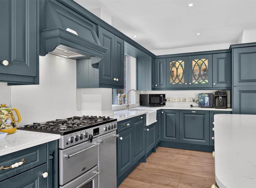 16 Stormont Park, Belfast, BT4 3GX